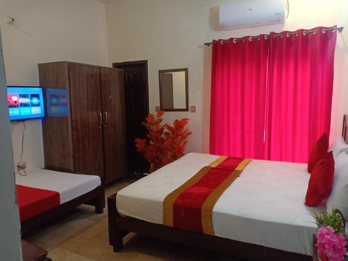 Hotel Second Home Лахор Екстериор снимка